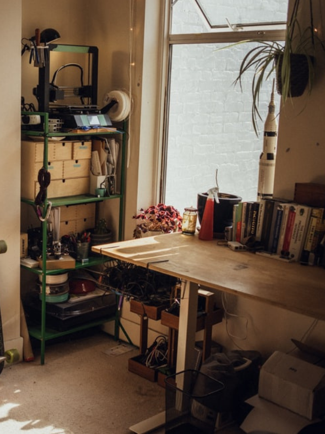 Got Too Much Stuff? Here’s Your Step-by-Step Declutter Plan of Action Story